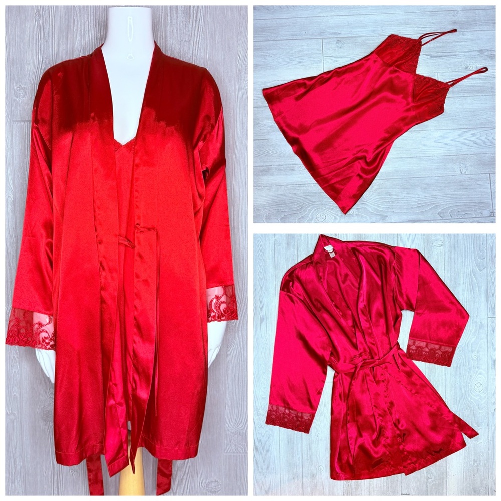 Satin Robe & lingerie nighty Lace Trim Sleeve in Cosmo Red dressing robe small